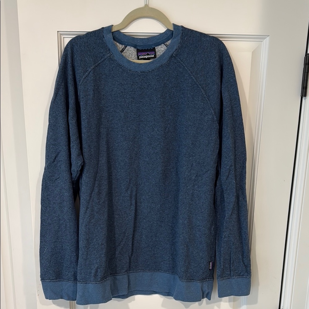 Patagonia Blue Crewneck Sweater Soft Knit Casual